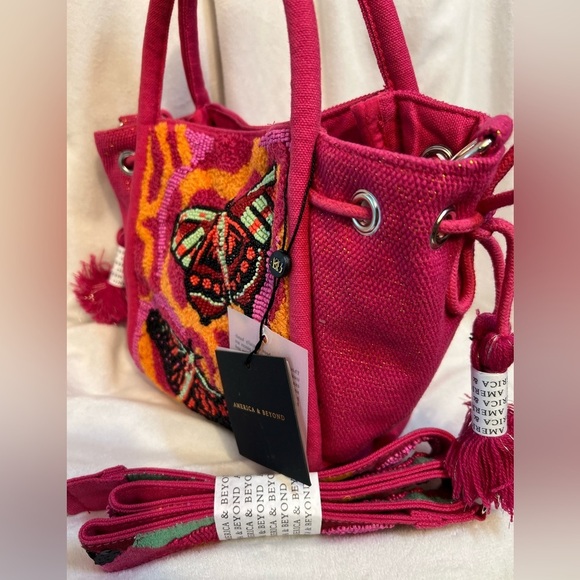🦋🩷America & Beyond Vibrant Pink Beaded Butterfly Tote Bag🦋🩷NWT - Picture 5 of 16